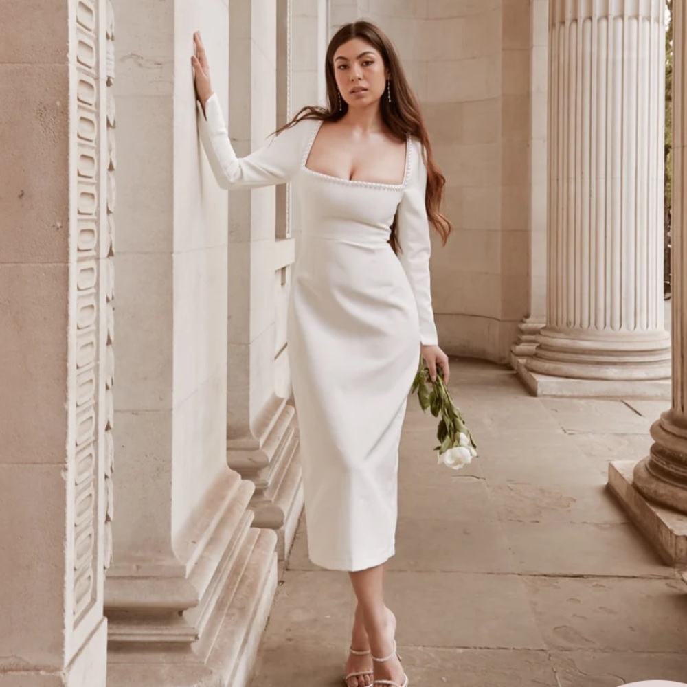 Odd Muse Ultimate Muse Midi Pearl Dress